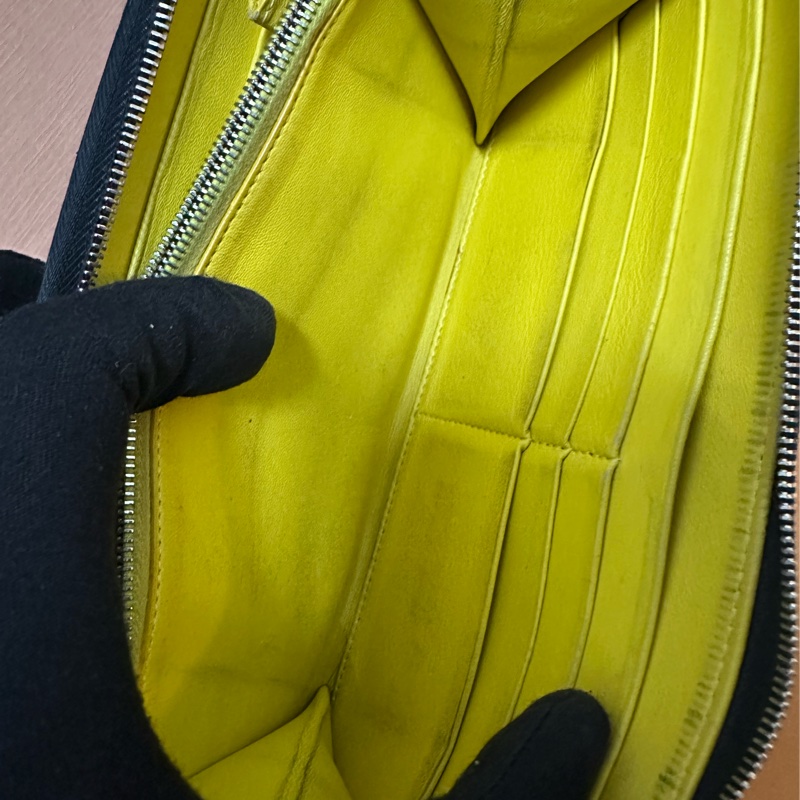 CELINE 牛皮長夾-16