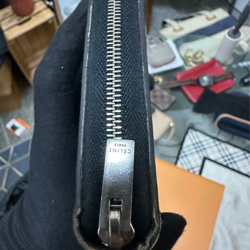 CELINE 牛皮長夾-22