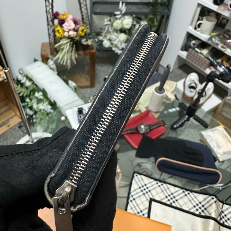 CELINE 牛皮長夾-23