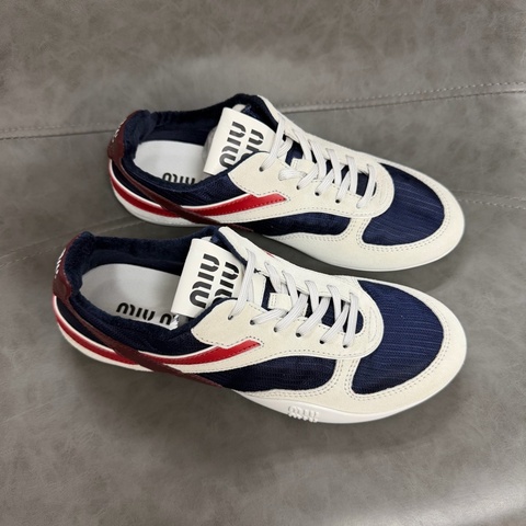 Miu Miu 女款 運動鞋 #36 365 37 37.5 38