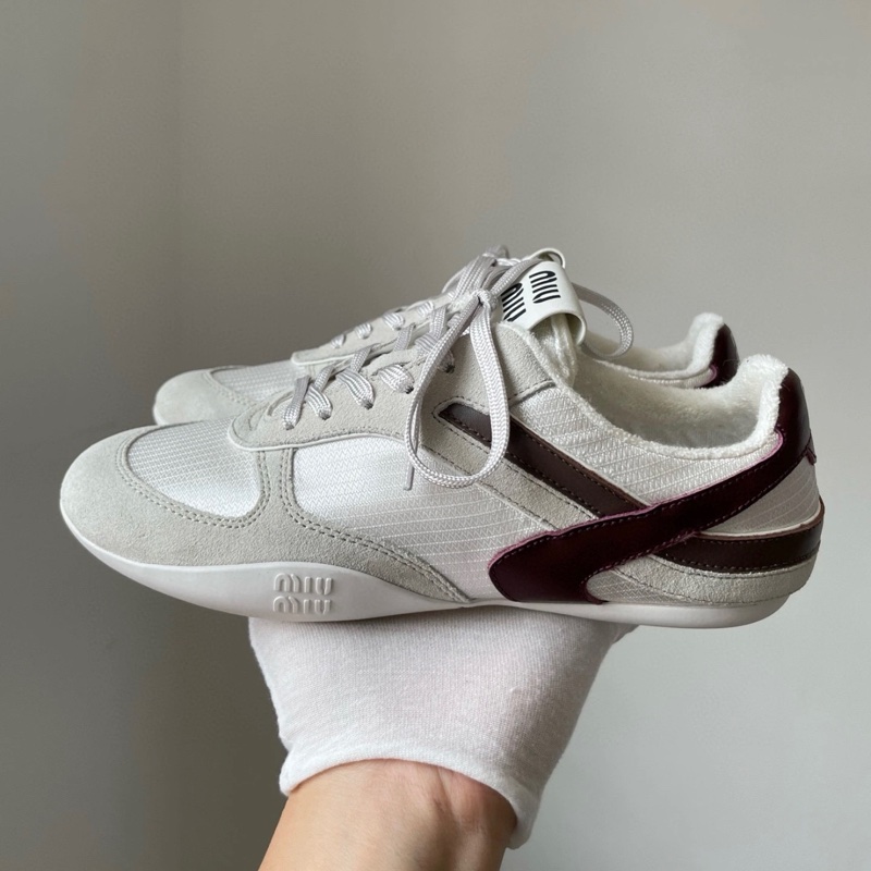Miu Miu 女款 運動鞋 #35 36 365 37 37.5 38-1