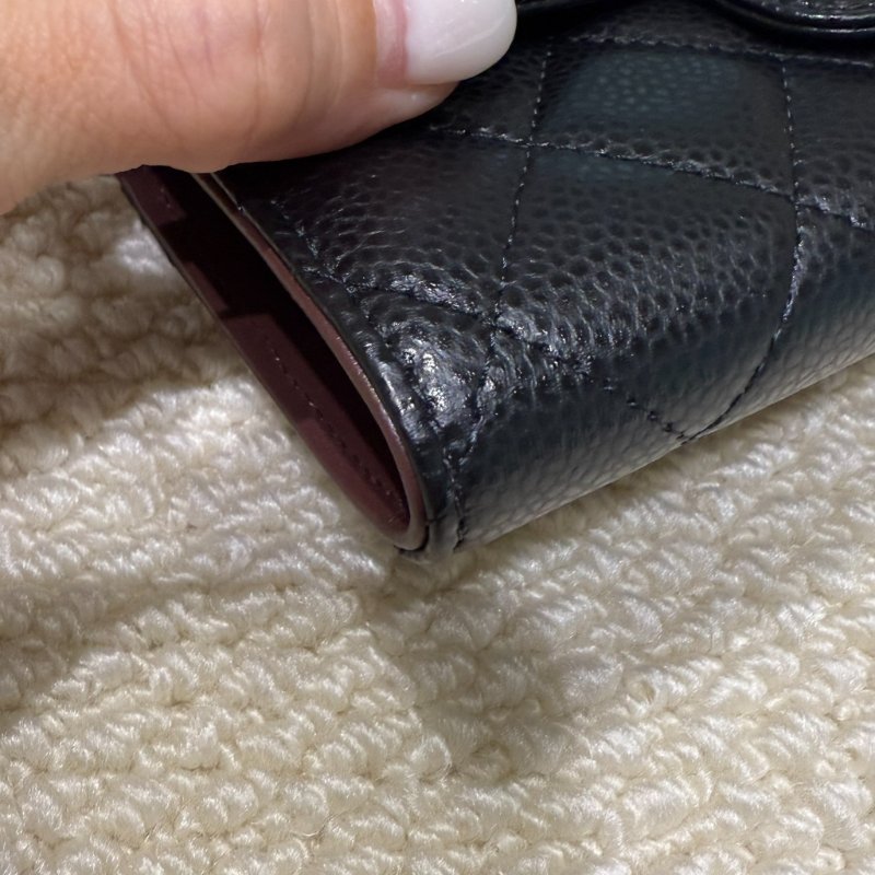 CHANEL - 黑色牛皮金釦三折中夾-8