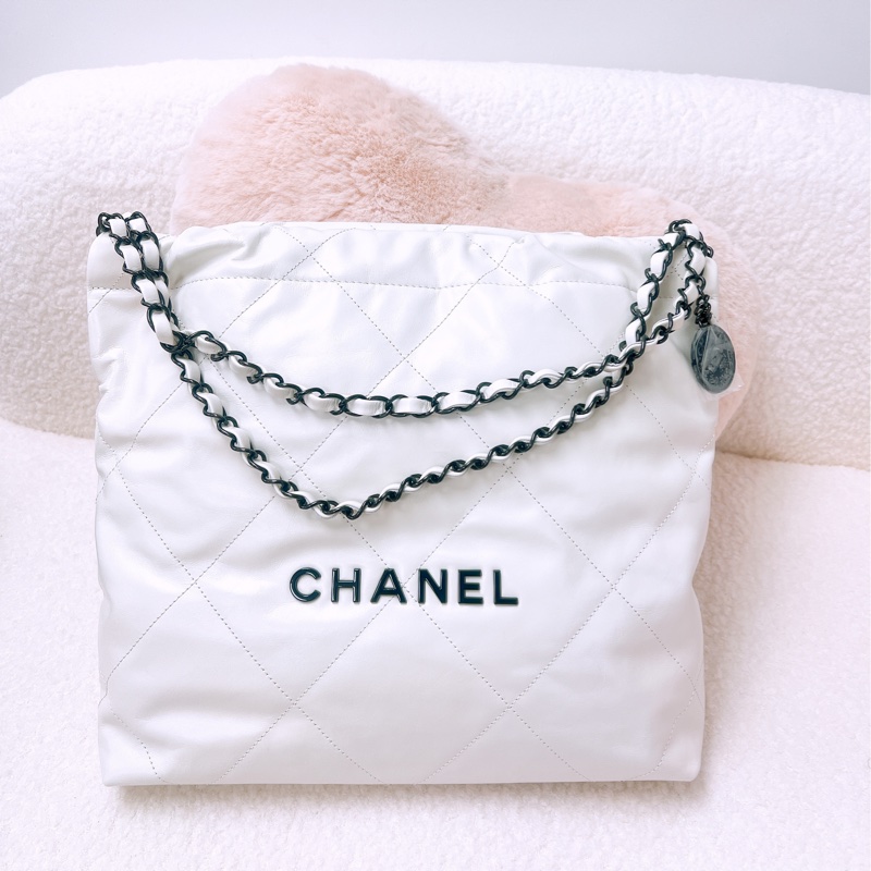 全新 Chanel 22 小號白色黑字托特-0