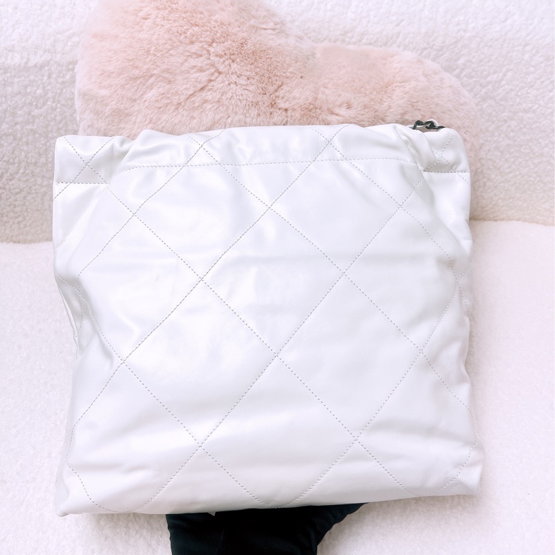 全新 Chanel 22 小號白色黑字托特-5