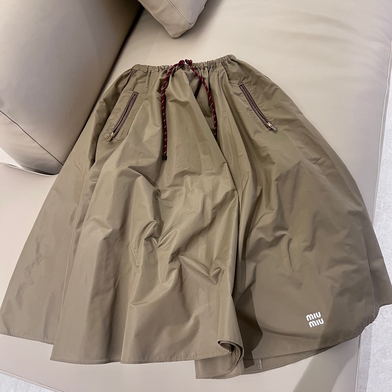 售9新Miumiu 超美裙-3