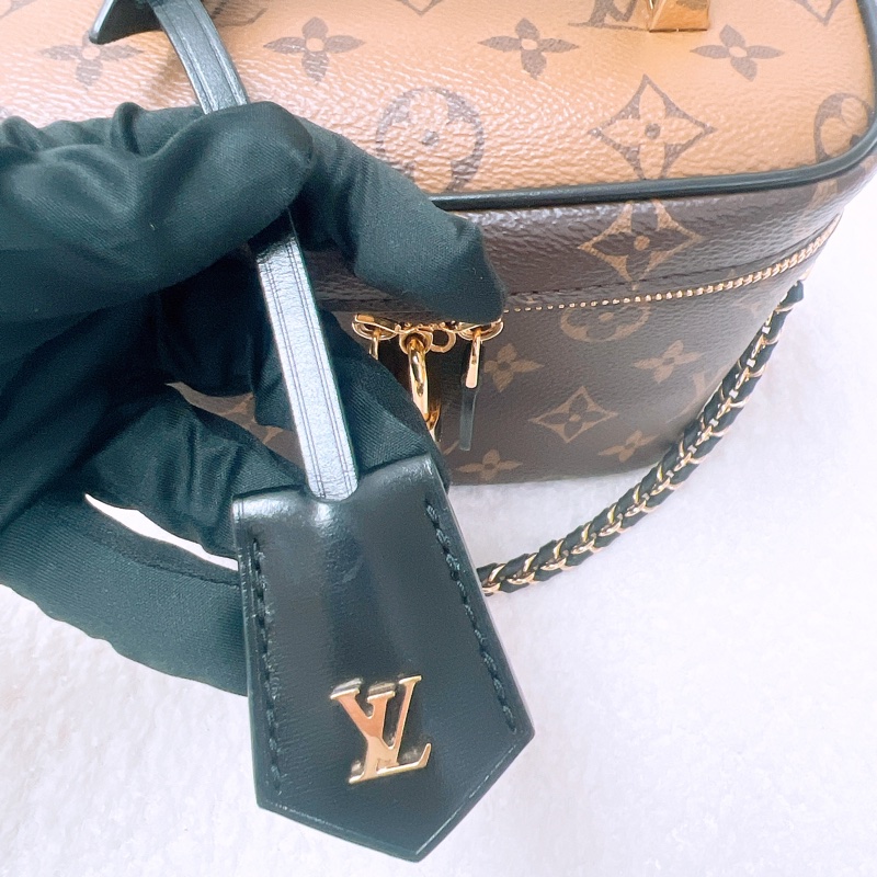 Lv vanity PM 老花盒子包/化妝包-9