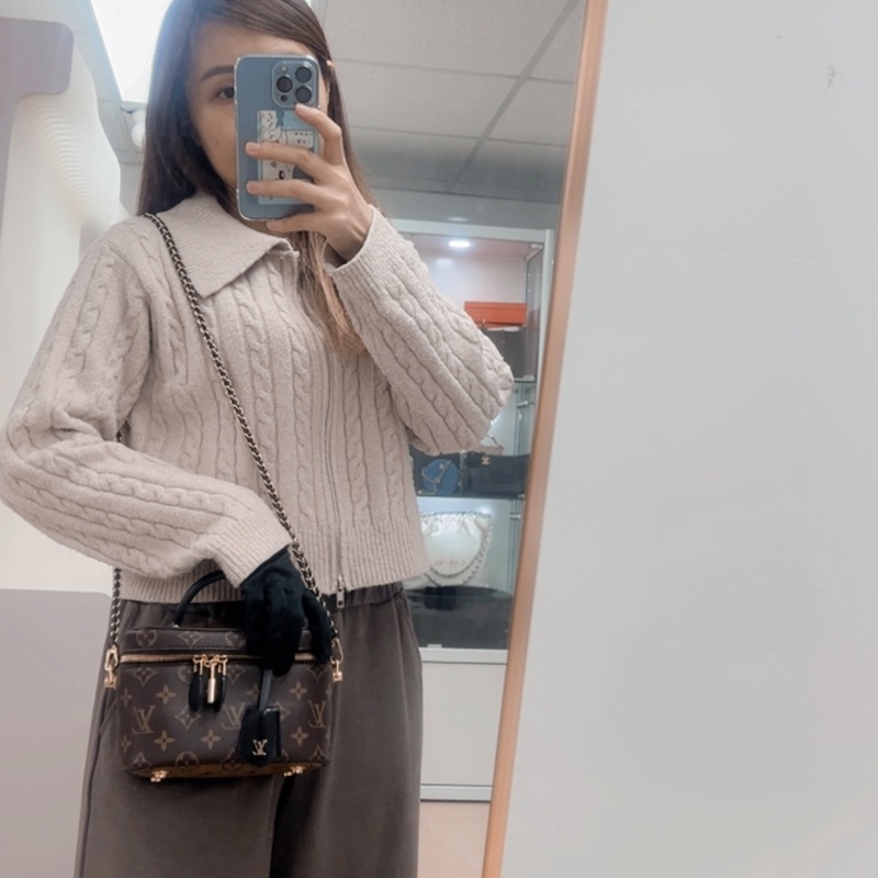 Lv vanity PM 老花盒子包/化妝包-14