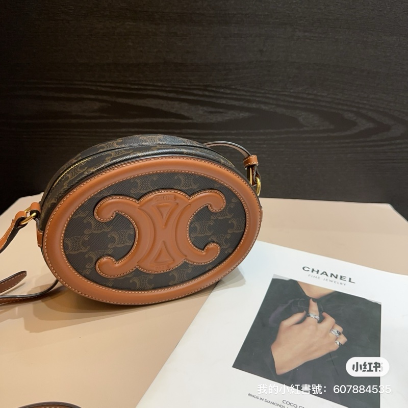 Celine triomphe月餅包-1