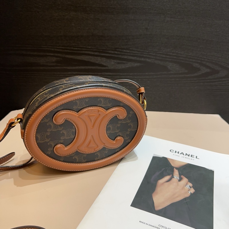 Celine triomphe月餅包-4