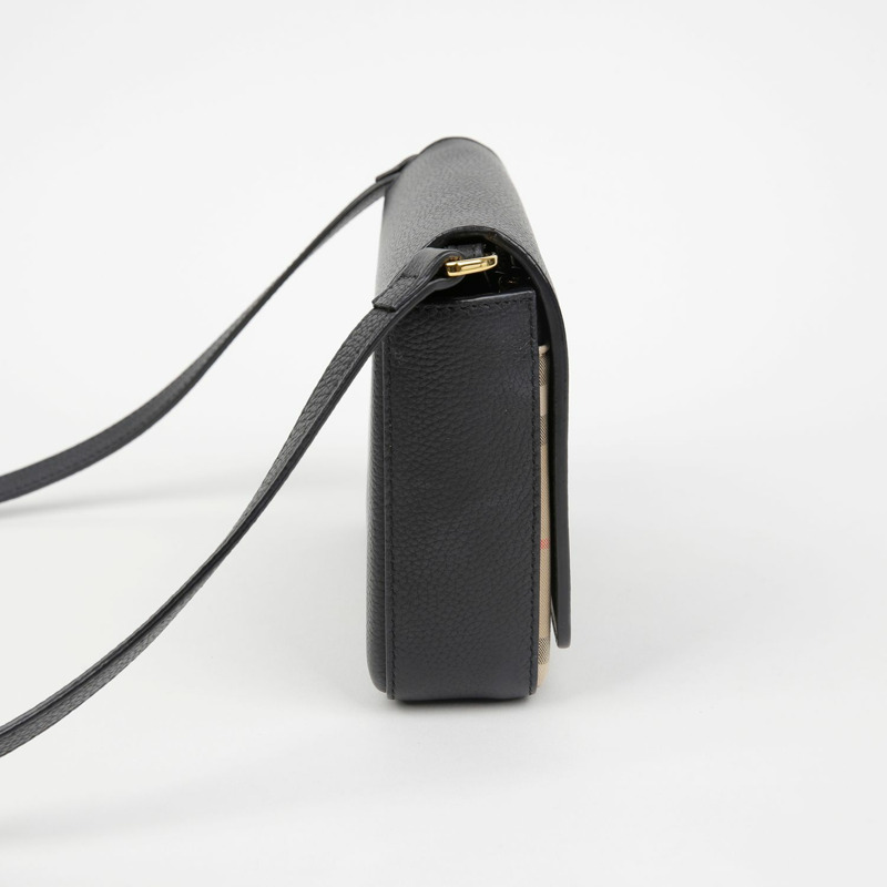 BURBERRY 漢普郡小型單肩斜挎包 8023226-4