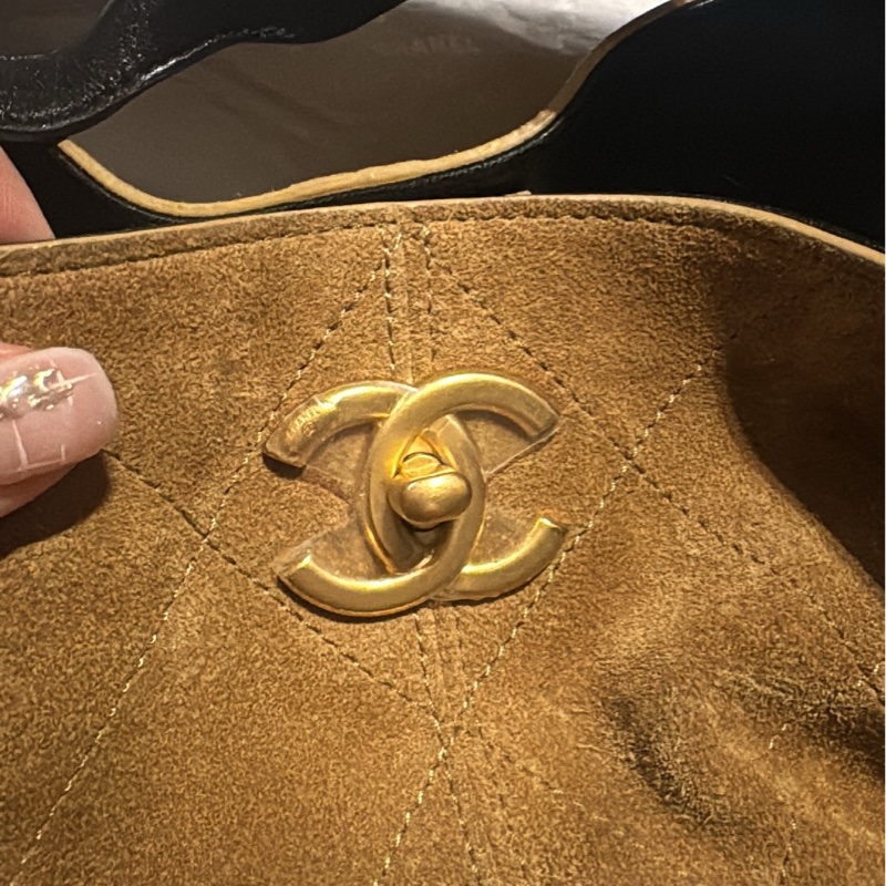 二手 Chanel 25A麂皮hobo小號-2