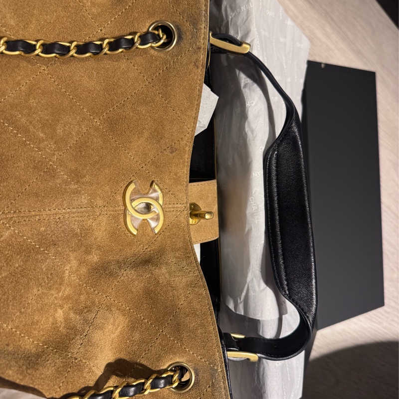 二手 Chanel 25A麂皮hobo小號-22