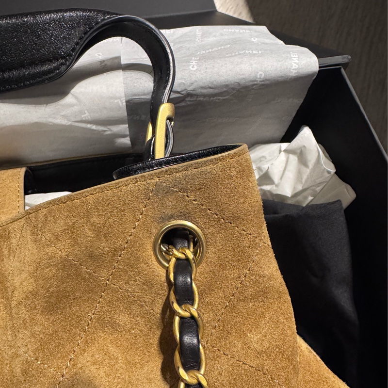 二手 Chanel 25A麂皮hobo小號-23
