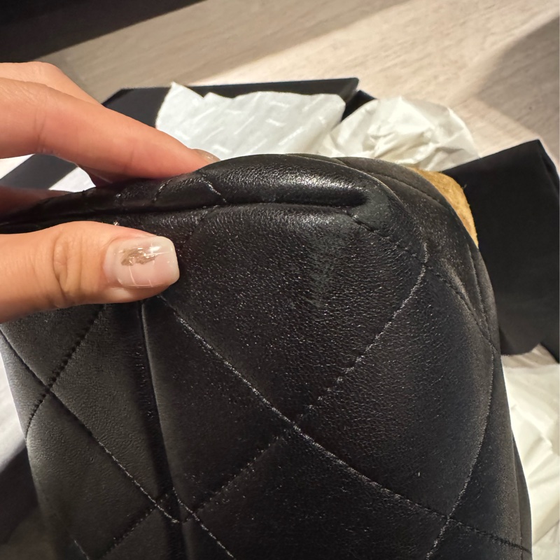 二手 Chanel 25A麂皮hobo小號-27