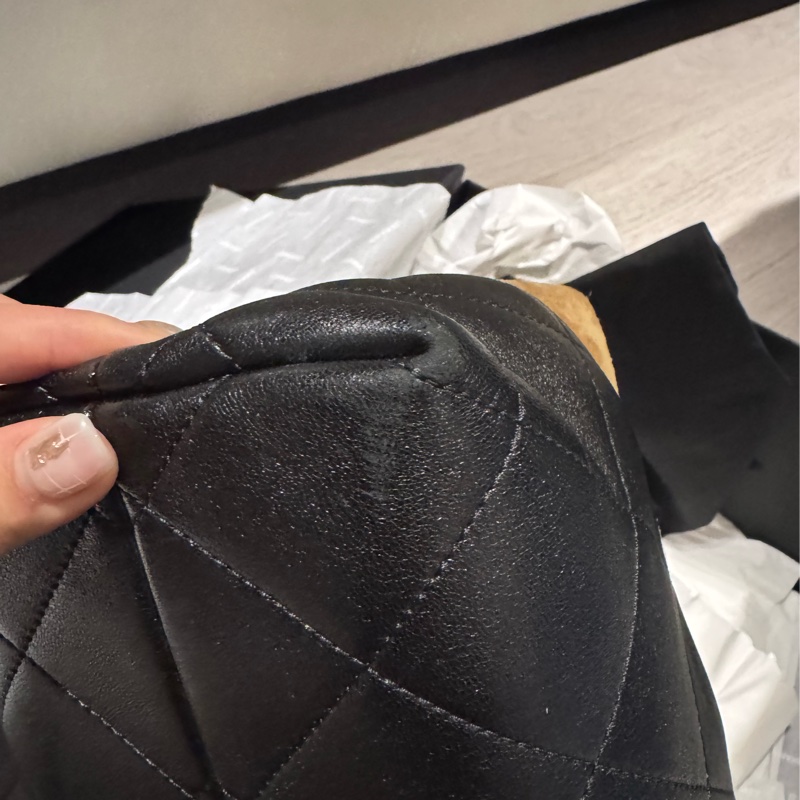 二手 Chanel 25A麂皮hobo小號-28