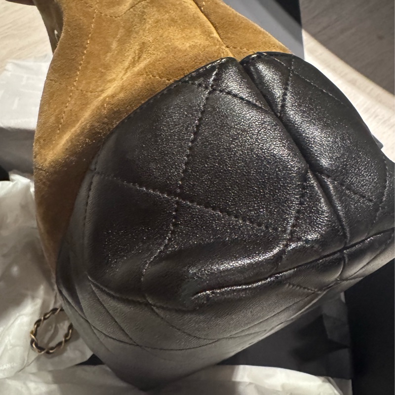 二手 Chanel 25A麂皮hobo小號-32