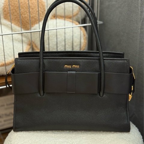 miumiu蝴蝶结公文包/斜背包