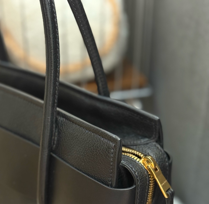 miumiu蝴蝶结公文包/斜背包-19