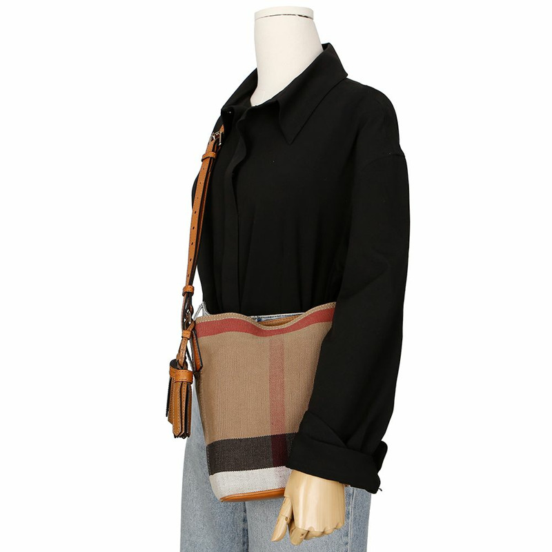 BURBERRY Ashby 迷你肩斜背包 3982933-9