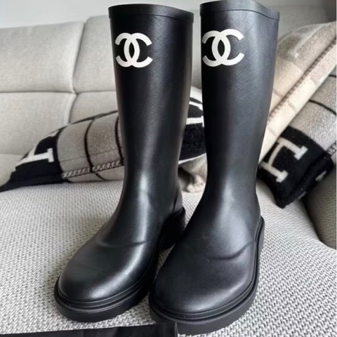 ❣️香奈兒chanel 爆款雨靴長靴黑色黃金尺寸39