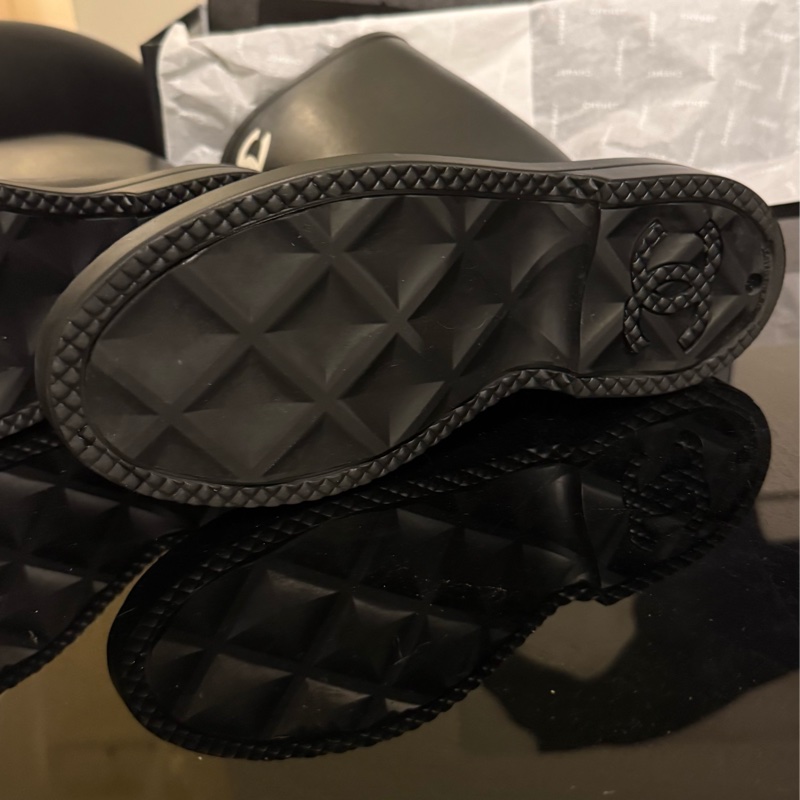 ❣️香奈兒chanel 爆款雨靴長靴黑色黃金尺寸39-3