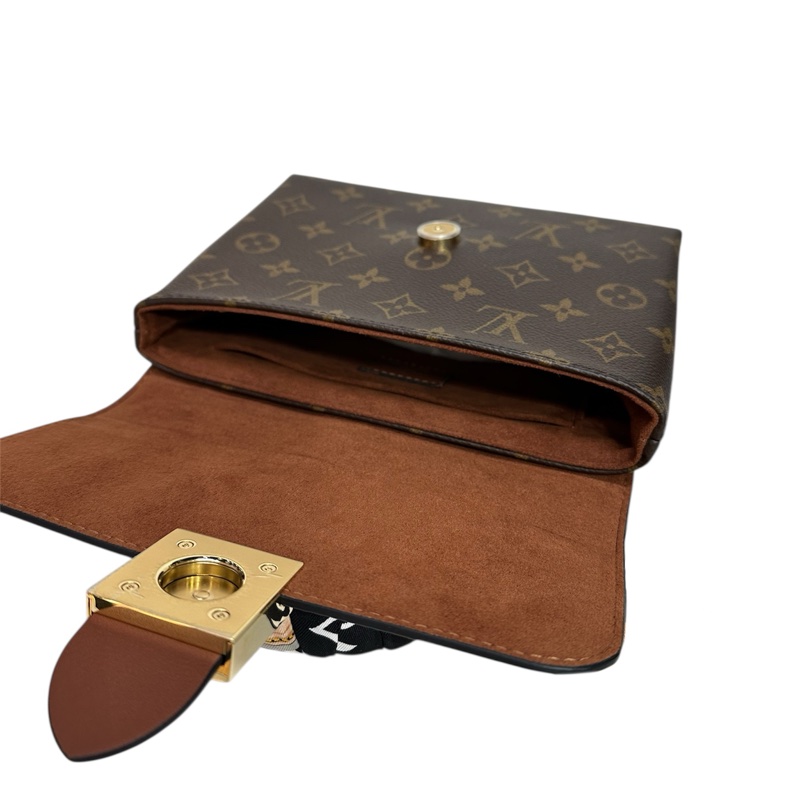 LV ：M44654  Locky BB-10