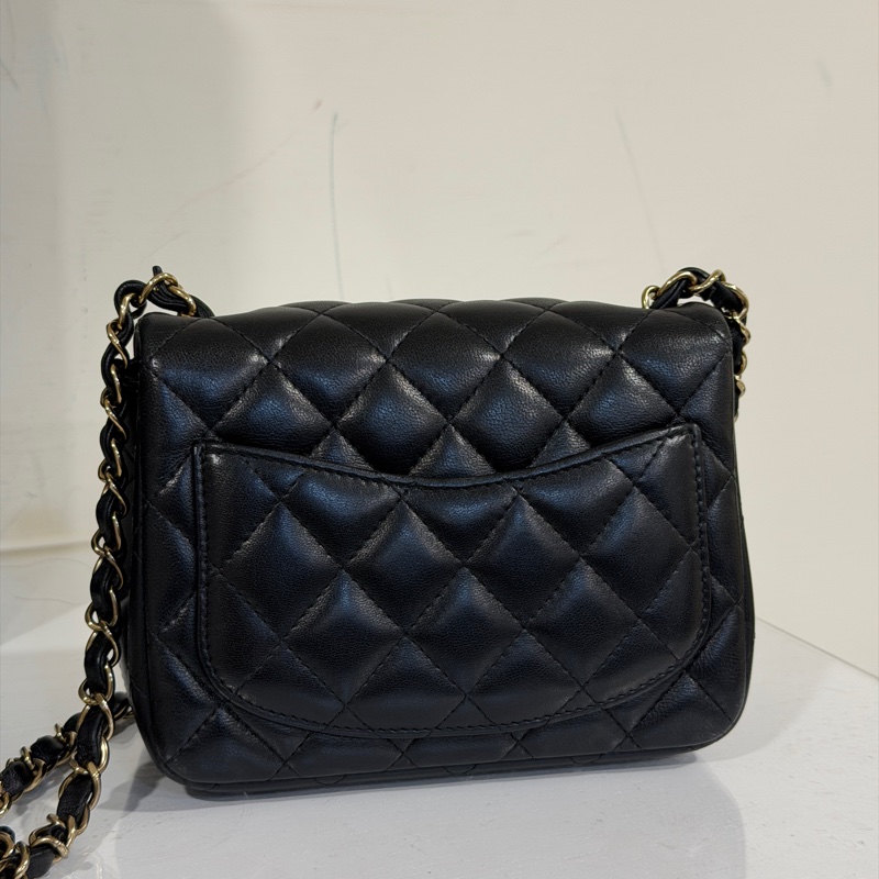 #全網最低 #芯片款 #全新閒置 香奈兒黑金方胖子Cf17 櫃上一包難求🔥-4