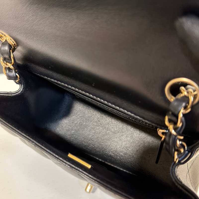 #全網最低 #芯片款 #全新閒置 香奈兒黑金方胖子Cf17 櫃上一包難求🔥-15