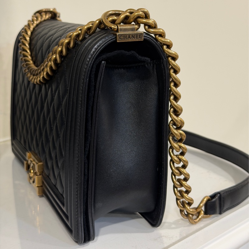 #全網最低 #99新閒置 #專櫃25萬 香奈兒黑金Leboy28中號-3