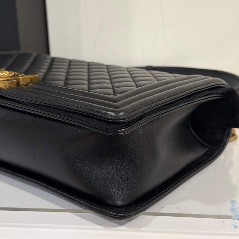 #全網最低 #99新閒置 #專櫃25萬 香奈兒黑金Leboy28中號-8