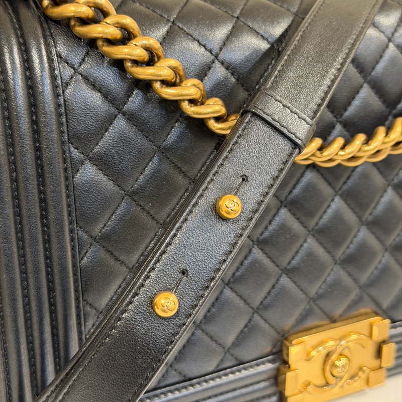 #全網最低 #99新閒置 #專櫃25萬 香奈兒黑金Leboy28中號-15