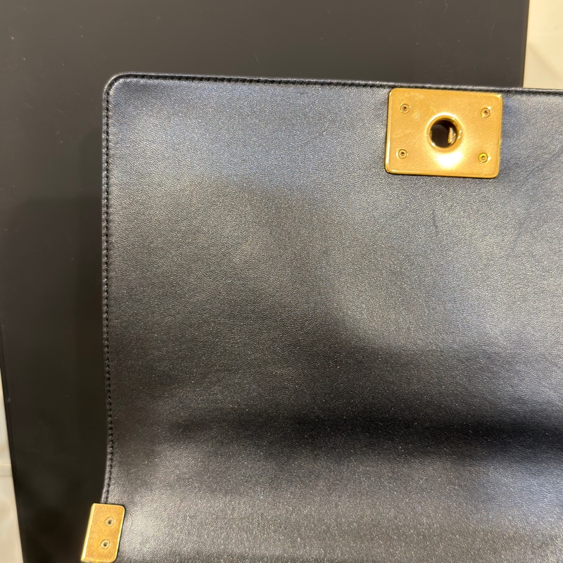 #全網最低 #99新閒置 #專櫃25萬 香奈兒黑金Leboy28中號-20