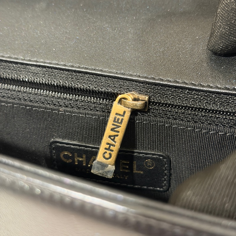 #全網最低 #99新閒置 #專櫃25萬 香奈兒黑金Leboy28中號-24