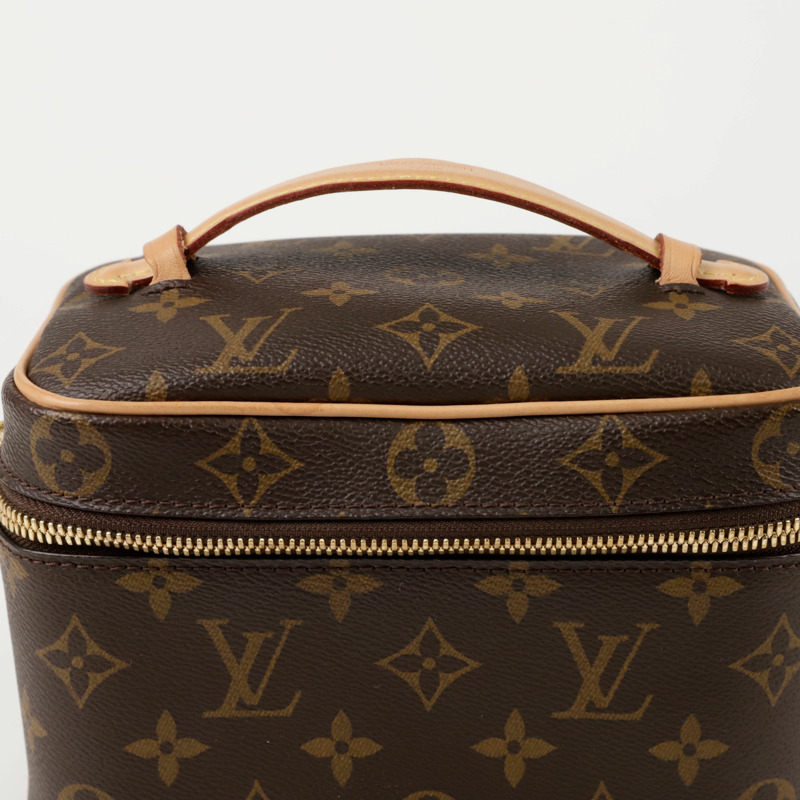 LOUIS VUITTON M44495 精緻迷你化妝包-1
