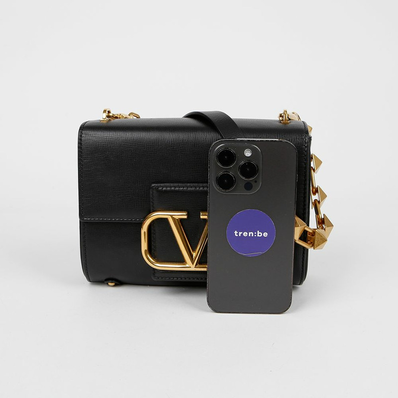 VALENTINO V 標誌鉚釘肩背包 0B0J96-8