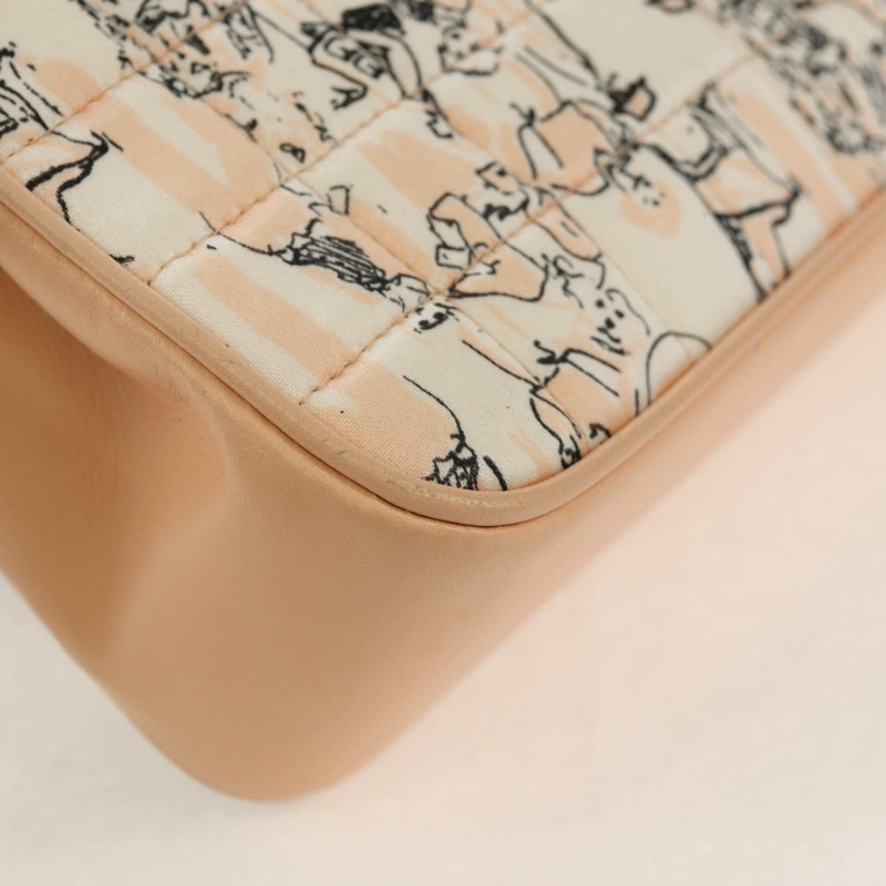 【日本直送】香奈兒 Choco Bar 鏈條肩背包，絲綢粉紅色，金色雙C標誌，正品編號 144881SAV-17