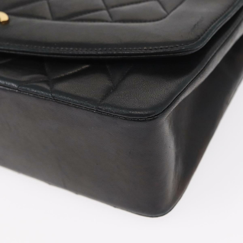 【日本直送】香奈兒 (CHANEL) 絎縫鏈條 Diana 單肩包,羊皮材質,黑色,金色雙C標誌,正品 ka115V-15