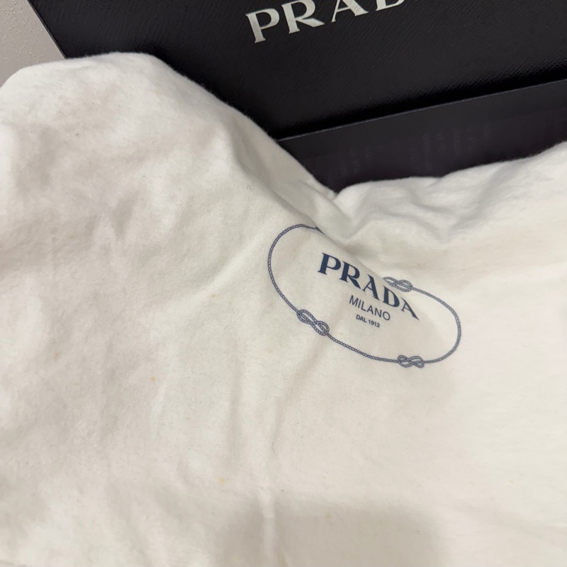 Prada 超可愛! 羊羔毛 Hobo包 腋下包 杏-33