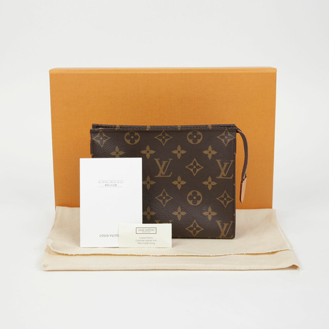 LOUIS VUITTON M47544 盥洗包 19