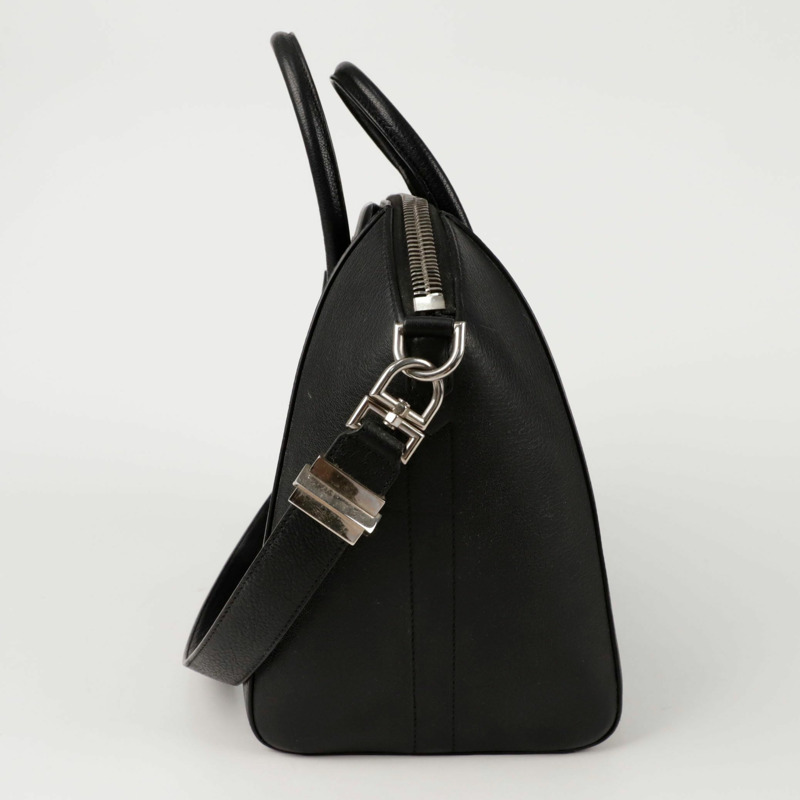 GIVENCHY Antigona 中型手提單肩包 BB05100012-4