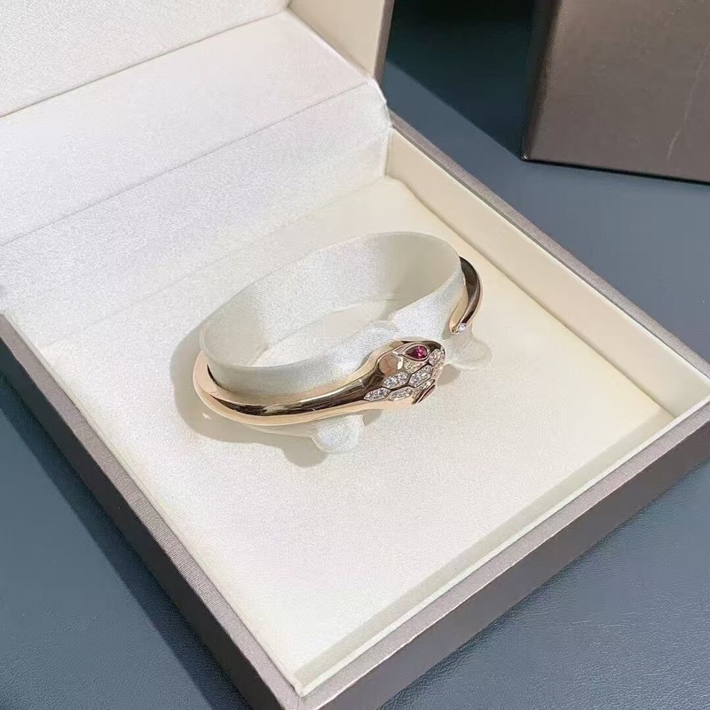 BVLGARI寶格麗蛇頭半鑽蛇形開口手鐲玫瑰金材質鑲嵌紅寶石 尺寸:S碼 2022購入-6
