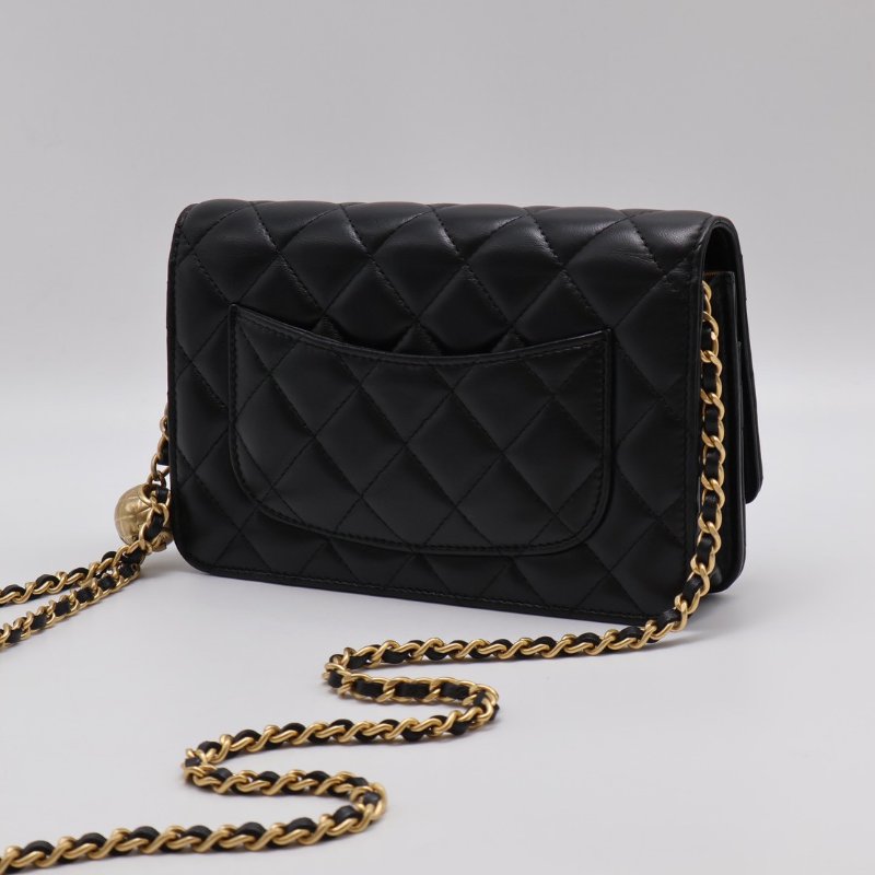 CHANEL 經典羊皮WOC - 金球黑金-1