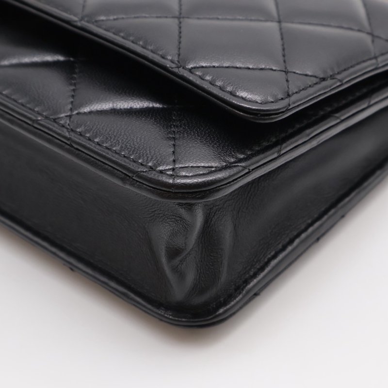 CHANEL 經典羊皮WOC - 金球黑金-5