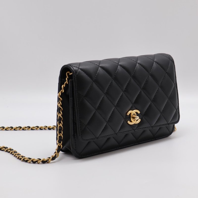 CHANEL 經典羊皮WOC - 金球黑金-9