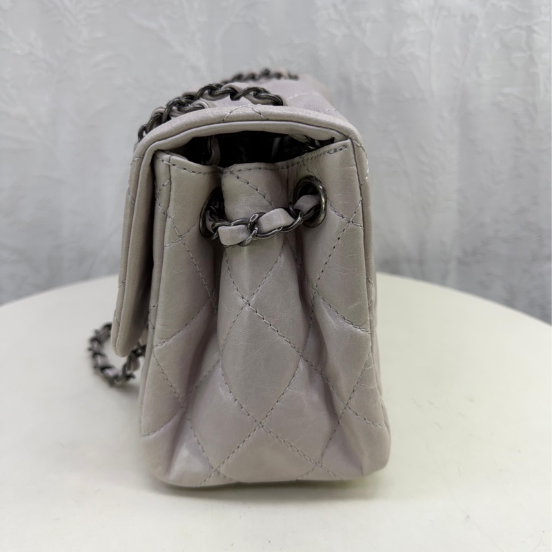 classic flap bag chanel-9