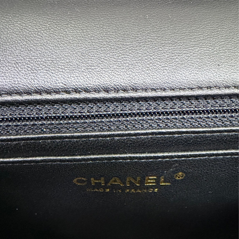 Timeless/classique leather handbag-9