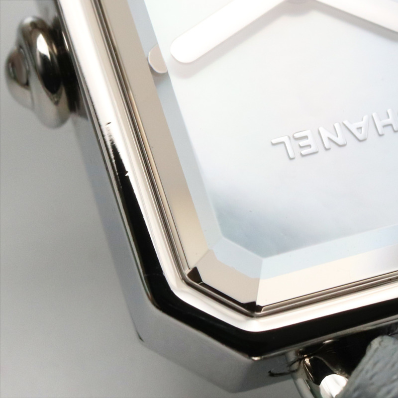 香奈兒 Premiere Rock 系列腕錶，不鏽鋼錶殼，皮革錶帶，白色錶盤，白色錶殼，型號 H4327，女款-8