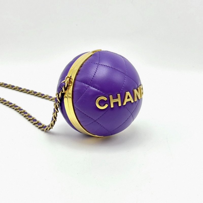CHANEL 紫色金扣高級手工坊系列圓球鏈條包 9cm 98新配件塵袋-4