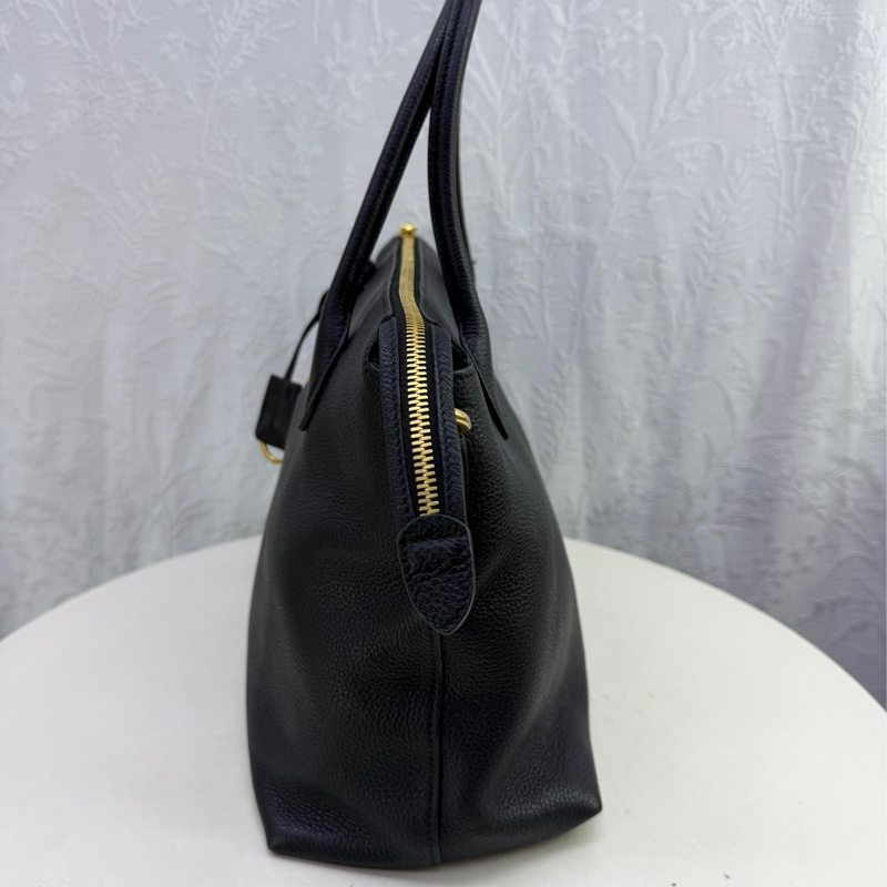 Prada Vitello Dino Leather Handbag Black-2