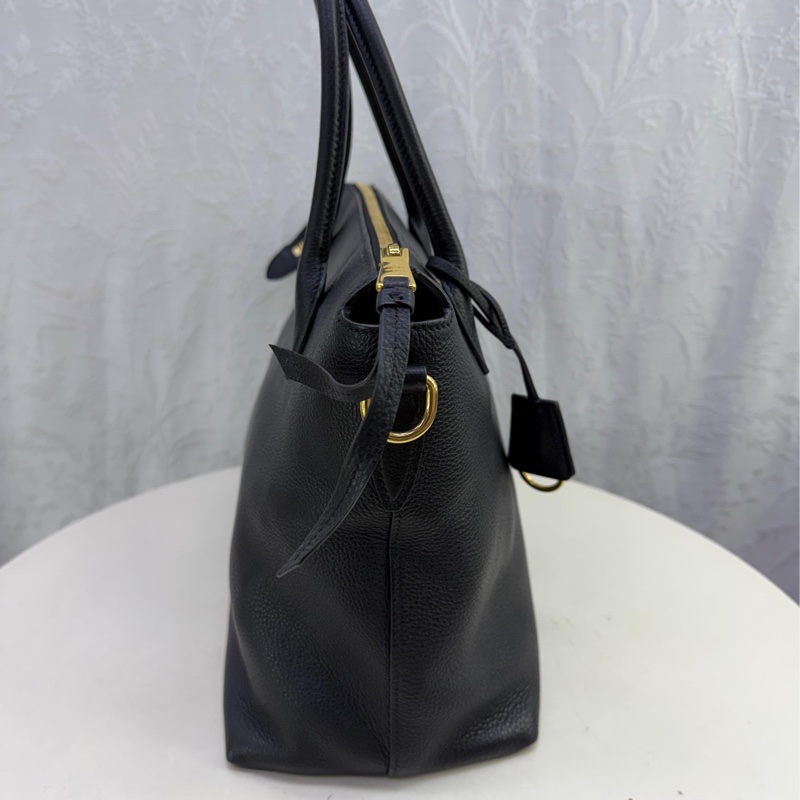 Prada Vitello Dino Leather Handbag Black-3